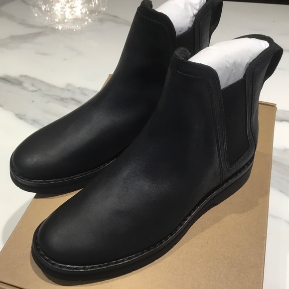 Reg $220 NIB womens Roots size 7.5 Chelsea waterproof boots - Picture 7 of 7